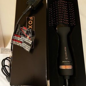 BNIB Foxy Bae Rose Gold Blowout Dryer Brush Combo ($189 value) 75mm